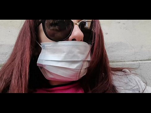 ❤️ Nicoletta hakmerret me fqinjin e saj dhe urinon në garazhin e tij (Karantina speciale italiane Covid19) ❤ Video e ndyrë  tek ne ❤